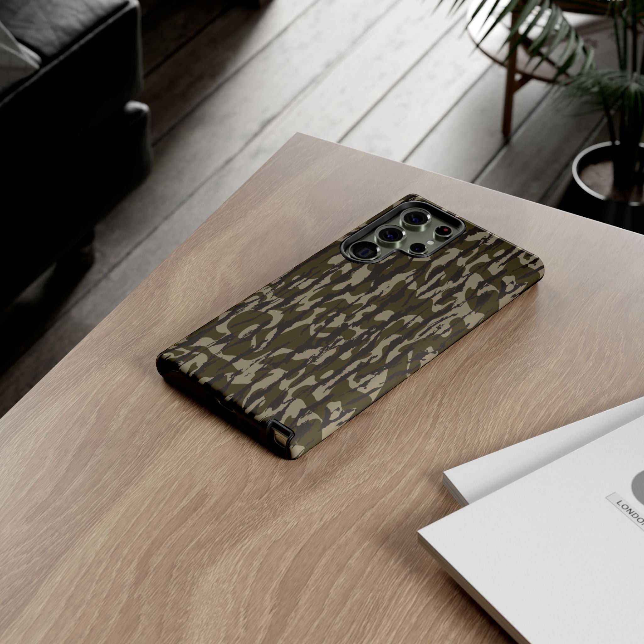 Trendy Camo custom design Tough Cases