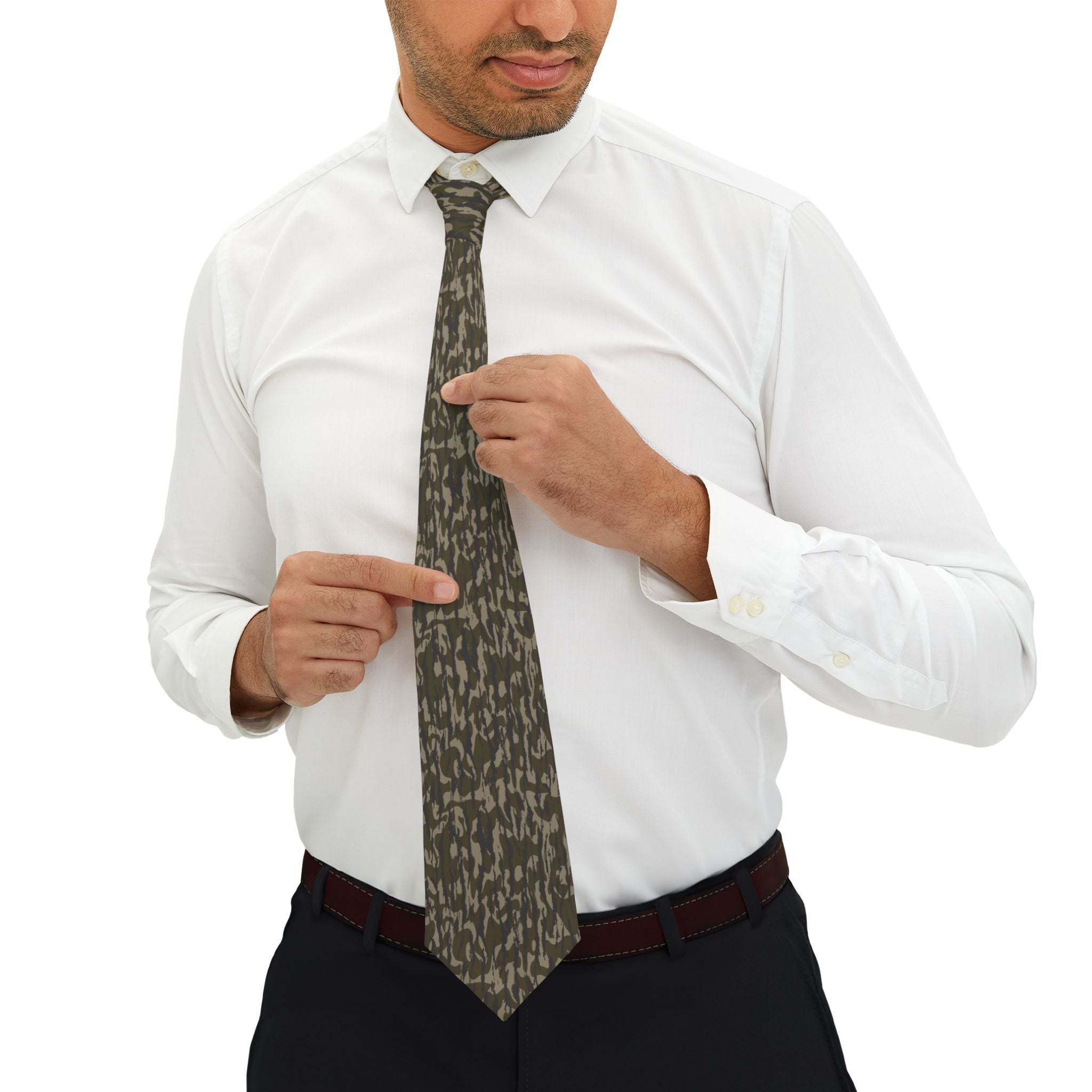 Trendy Camo Necktie, Stylish Men's Tie, Fashion Accessory for Weddings, Casual Wear, Business Attire, Gift for Him