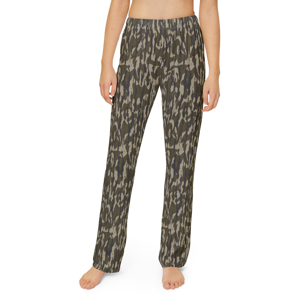 Trendy Camo Youth Lounge Pants, Perfect for Pajama Parties, Sleepovers, Everyday Wear, Outdoor Fun, Relaxation