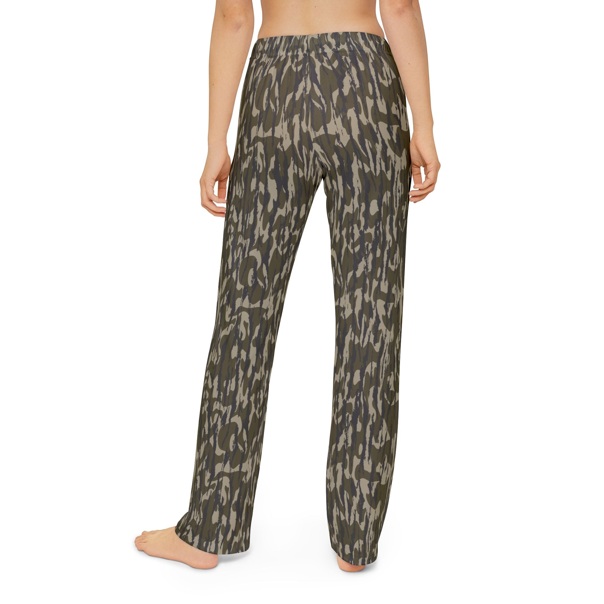Trendy Camo Youth Lounge Pants, Perfect for Pajama Parties, Sleepovers, Everyday Wear, Outdoor Fun, Relaxation