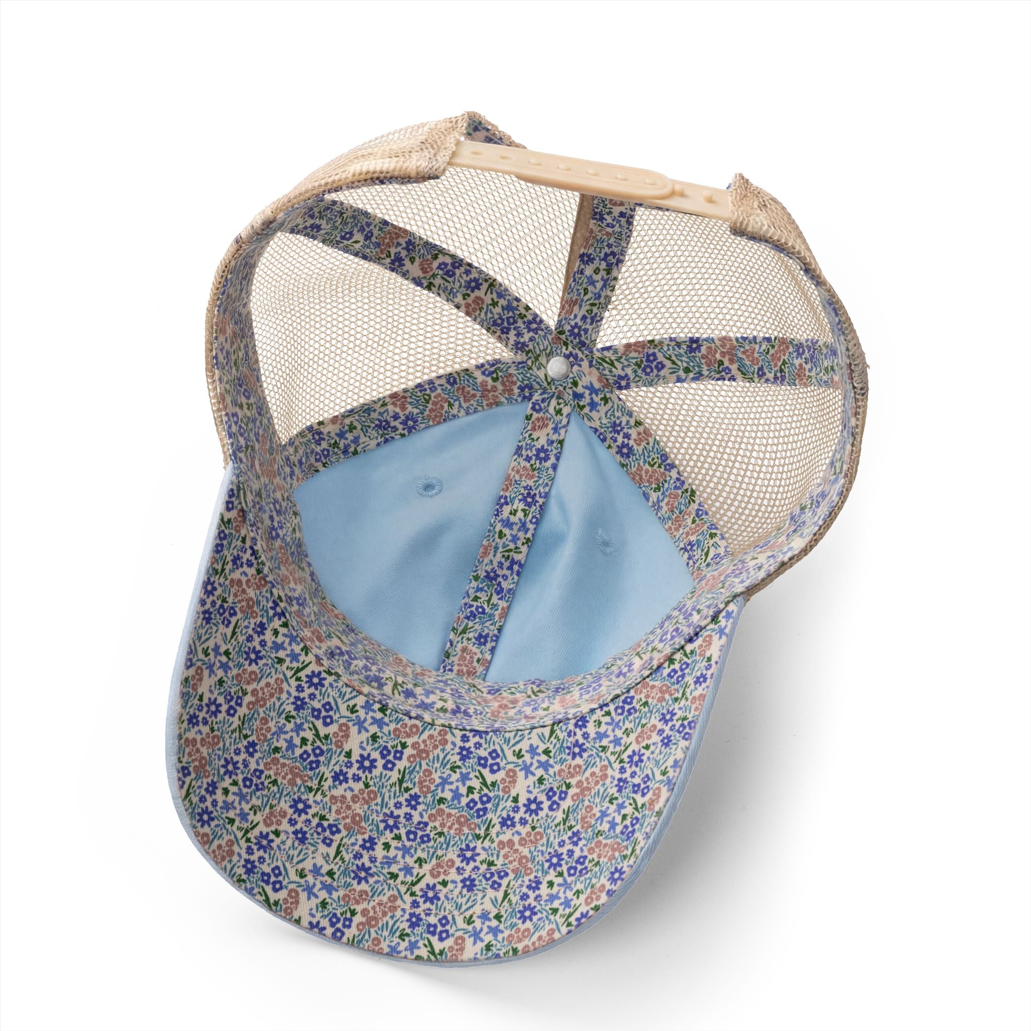 Black Belt Outfitters Women's Washed Mesh-Back Cap