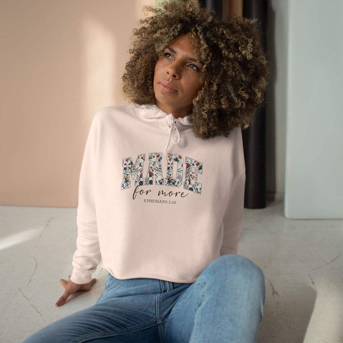 MADE FOR MORE - Crop Hoodie