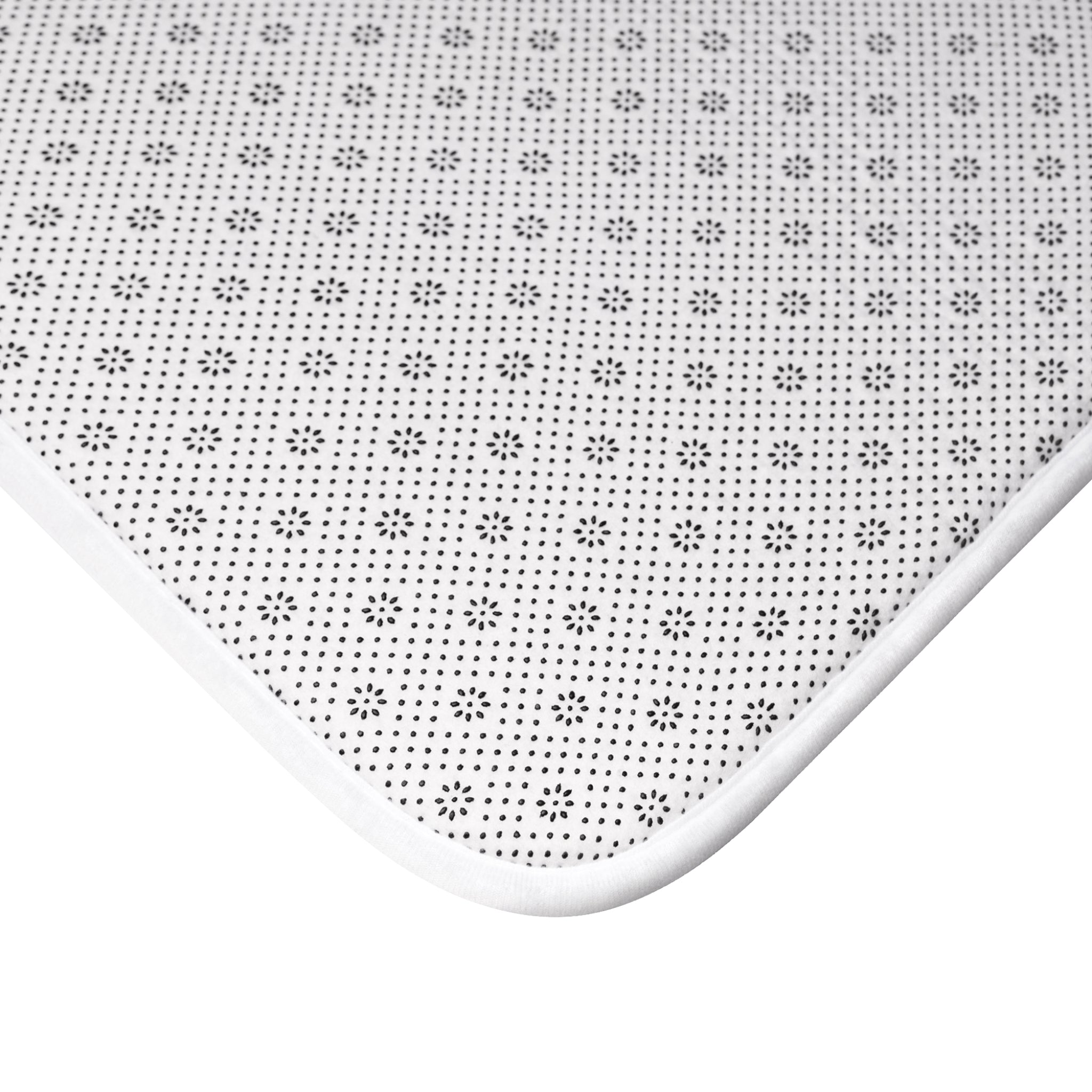 Trendy Camo Bath Mat, Rug for Modern Bathroom Decor, Stylish Home Accessory, Gift for Military Enthusiasts, Nature-Inspired Design