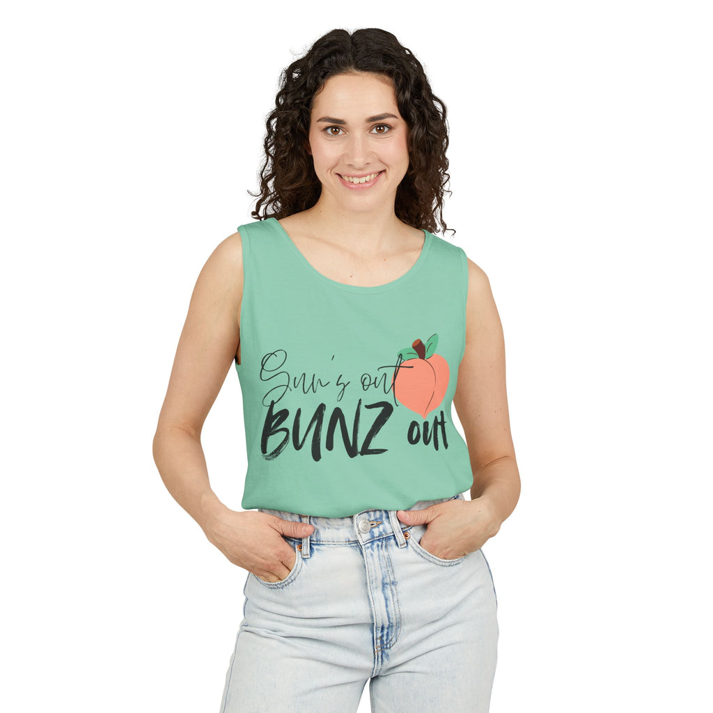 Sun’s Out Bunz Out Tank Top — Cute Peach Graphic Summer Tank