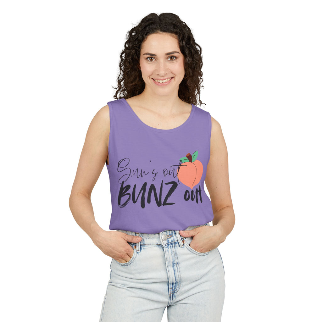 Sun’s Out Bunz Out Tank Top — Cute Peach Graphic Summer Tank
